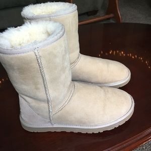 Authentic UGG Classic Short boots